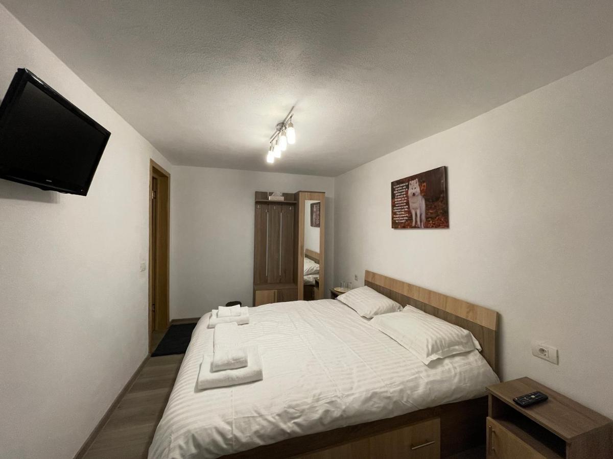 Casa Lupilor Transfagarasan Villa Capatineni-Ungureni ภายนอก รูปภาพ